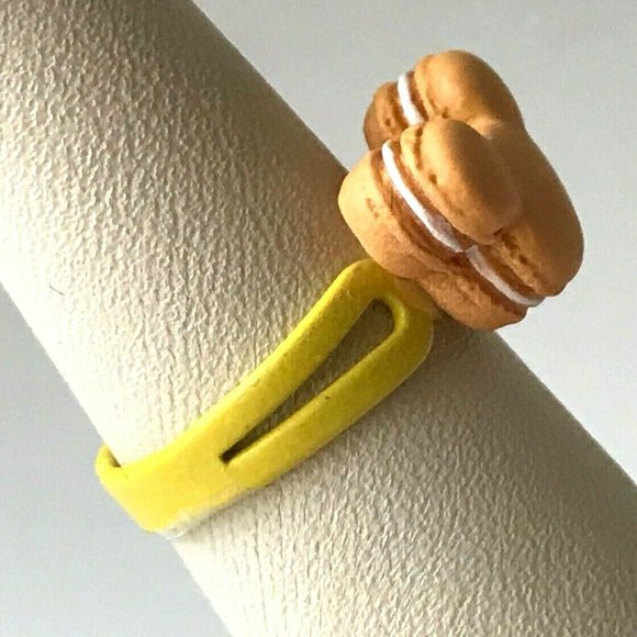 Disney Mickey Mouse Ears Ring Size 5 6 7 Macaroon Snacks Peach Yellow - Picture 3 of 8